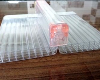Polycarbonate U-Lock Panel Five Wall