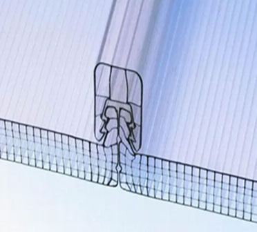 Polycarbonate U-Lock Panel Six Wall